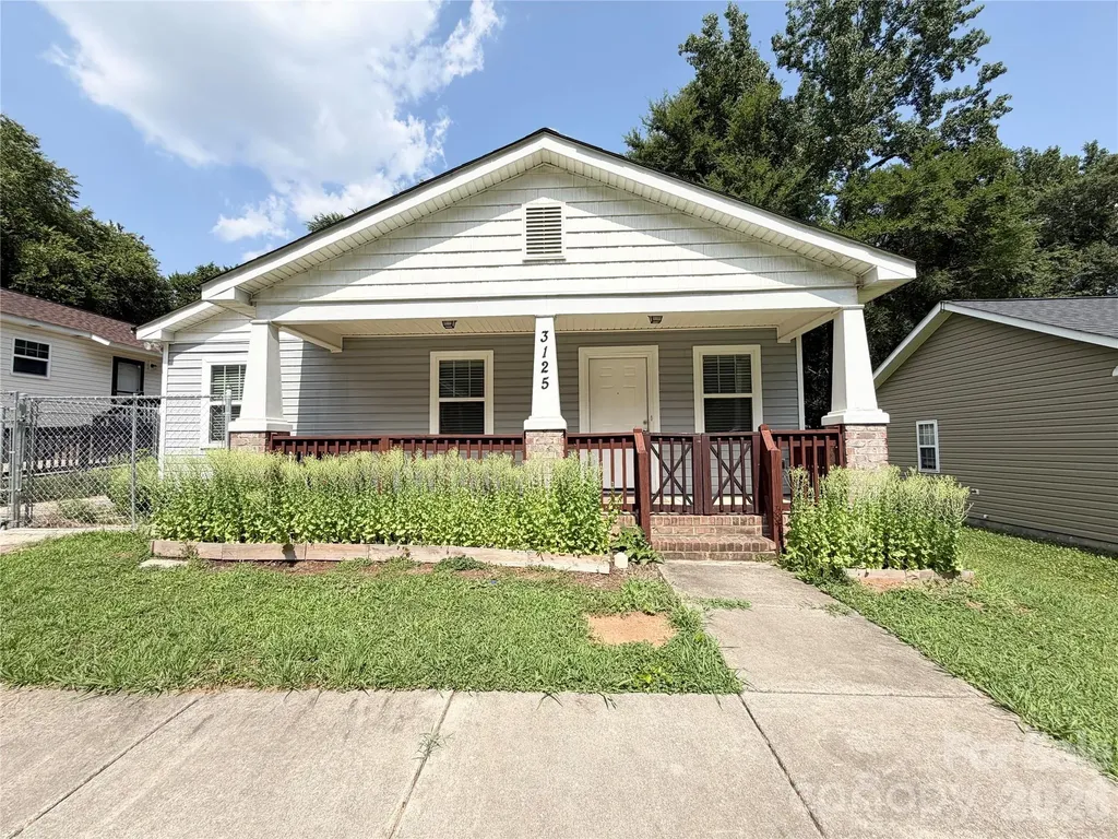 3125 Amay James Avenue Charlotte NC 28208
