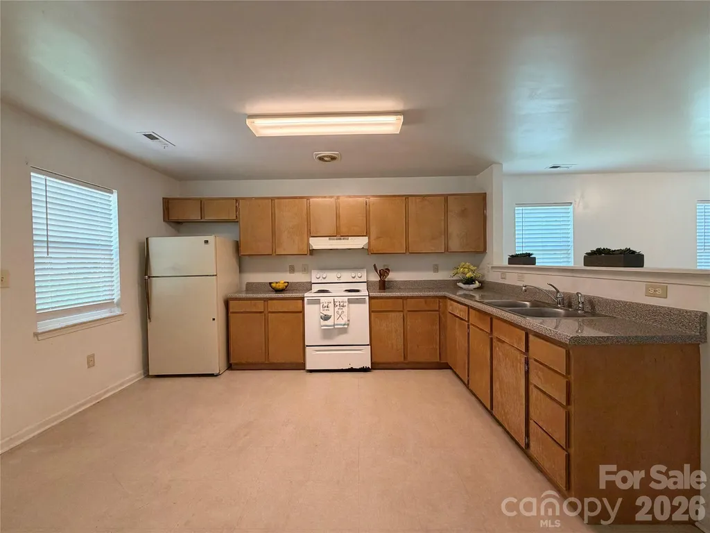 3125 Amay James Avenue Charlotte NC 28208