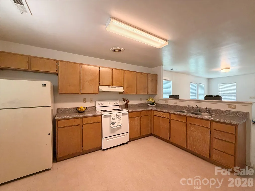 3125 Amay James Avenue Charlotte NC 28208