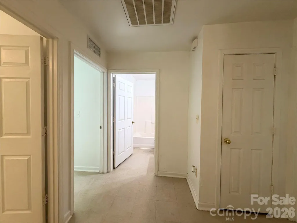 3125 Amay James Avenue Charlotte NC 28208