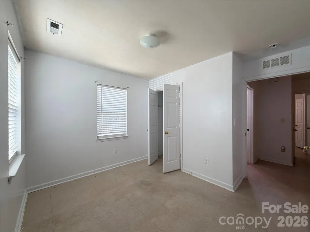 3125 Amay James Avenue Charlotte NC 28208