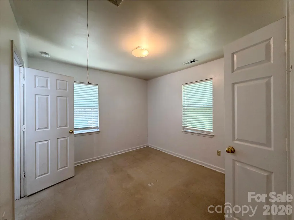 3125 Amay James Avenue Charlotte NC 28208