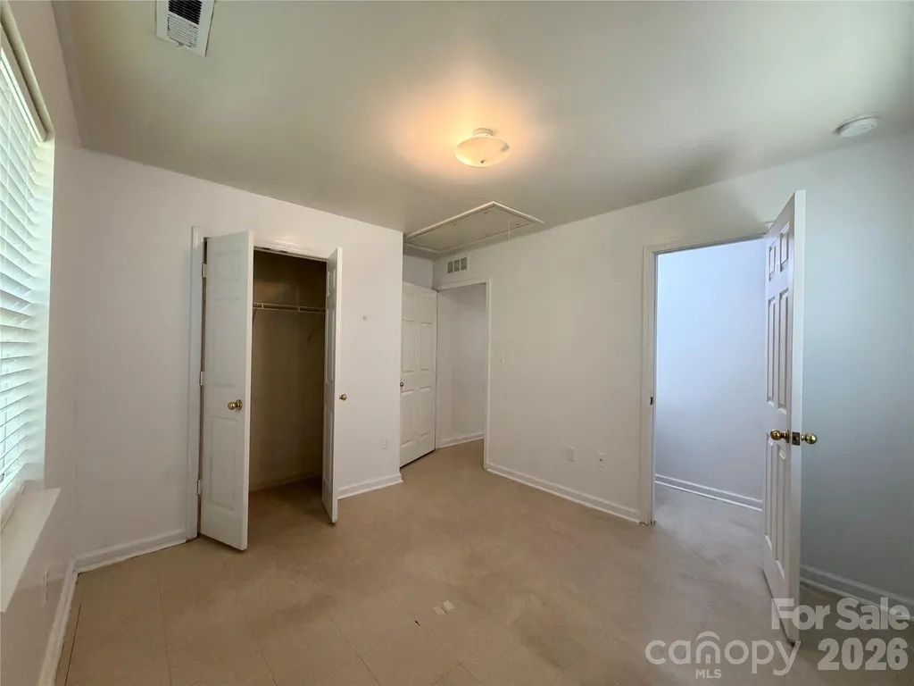 3125 Amay James Avenue Charlotte NC 28208