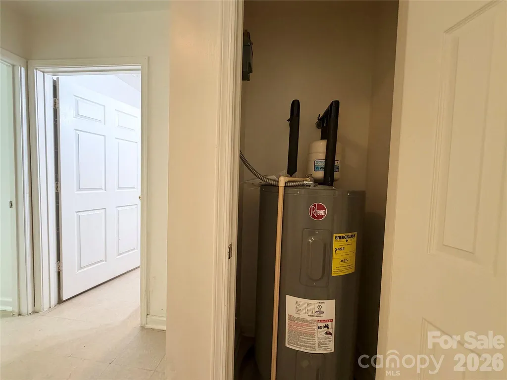 3125 Amay James Avenue Charlotte NC 28208