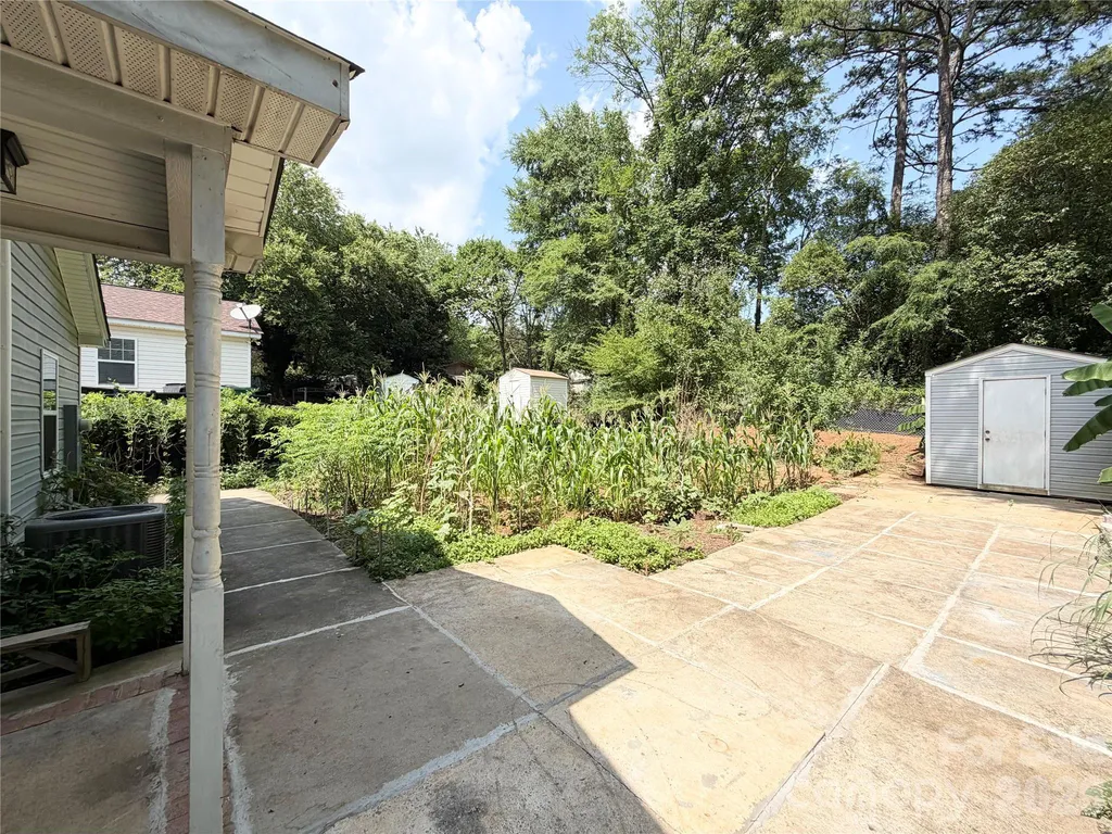 3125 Amay James Avenue Charlotte NC 28208