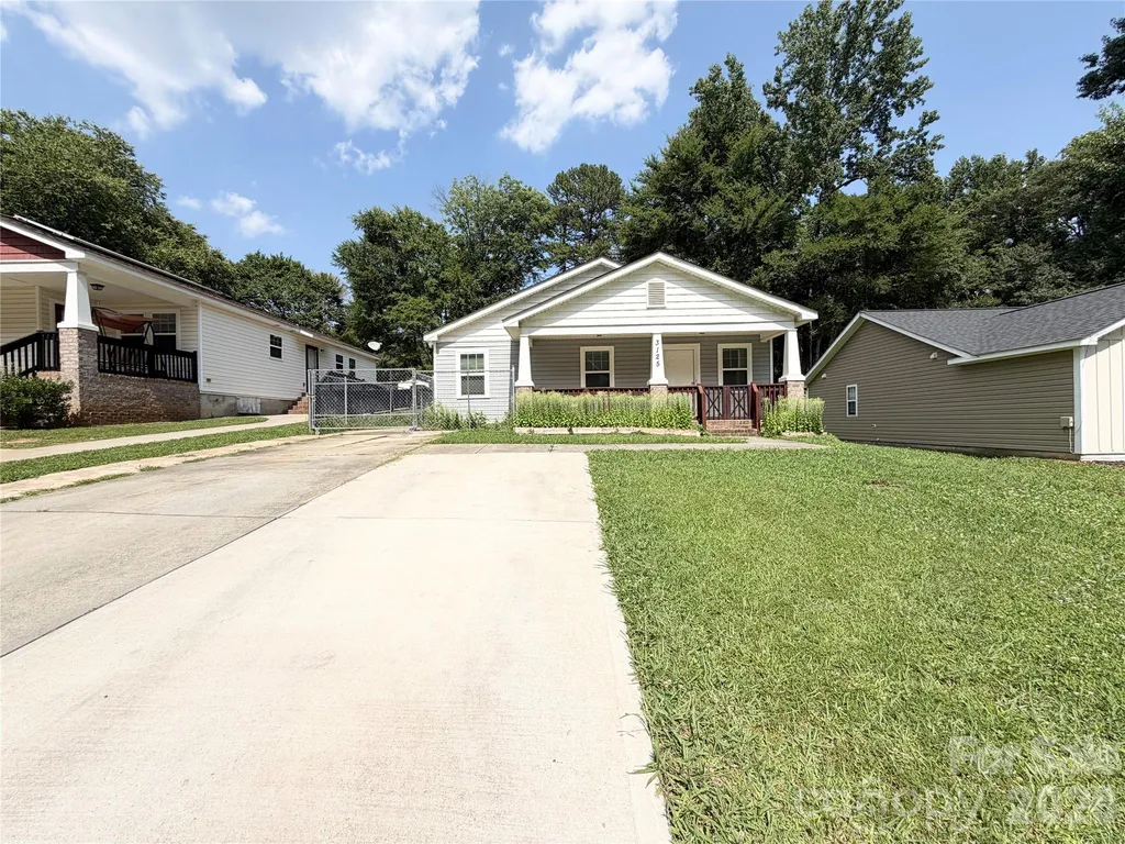 3125 Amay James Avenue Charlotte NC 28208