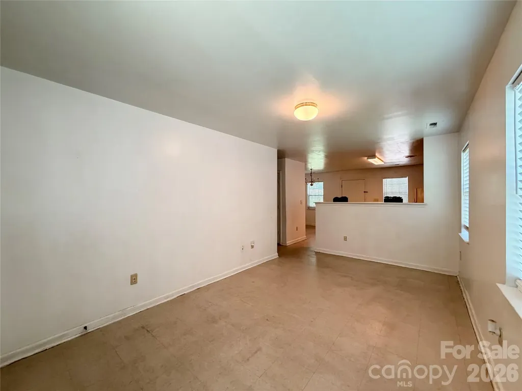 3125 Amay James Avenue Charlotte NC 28208
