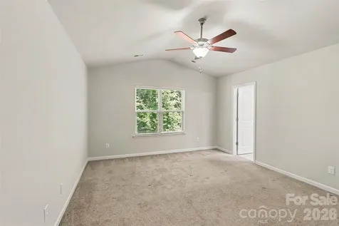 7319 Neal Drive Charlotte NC 28213