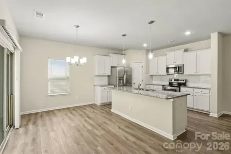 7319 Neal Drive Charlotte NC 28213
