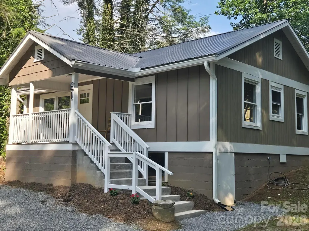 61 Wright Lane Brevard NC 28712