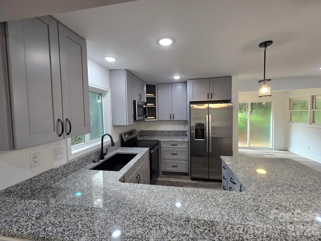 61 Wright Lane Brevard NC 28712