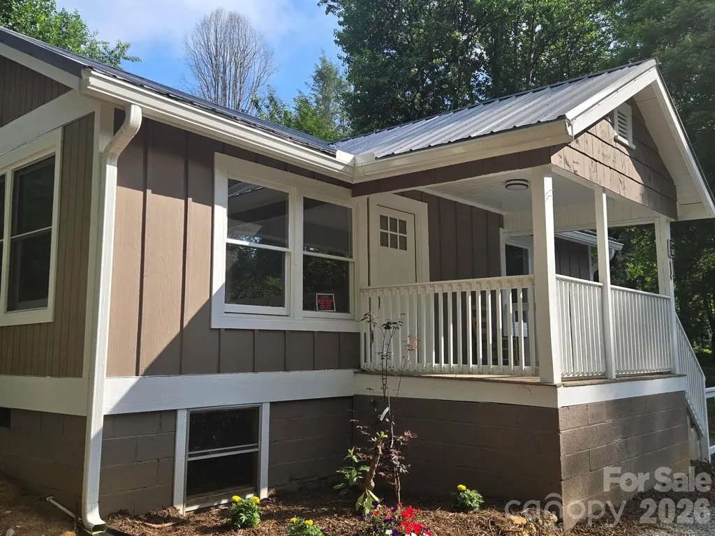 61 Wright Lane Brevard NC 28712