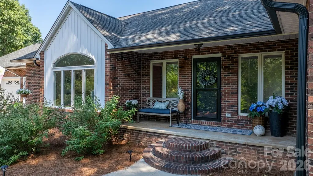 151 Harbourtown Drive Kings Mountain NC 28086