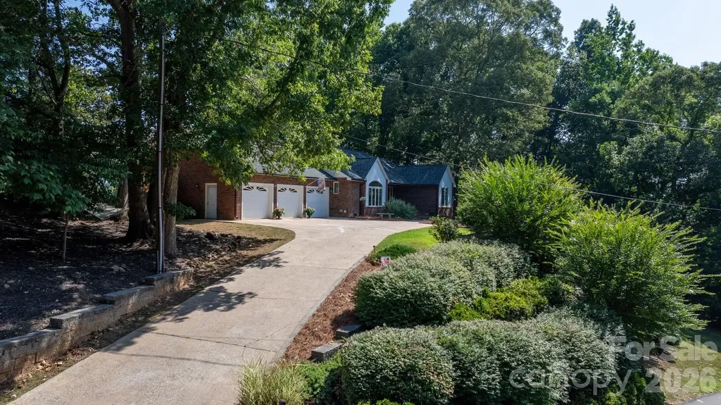 151 Harbourtown Drive Kings Mountain NC 28086