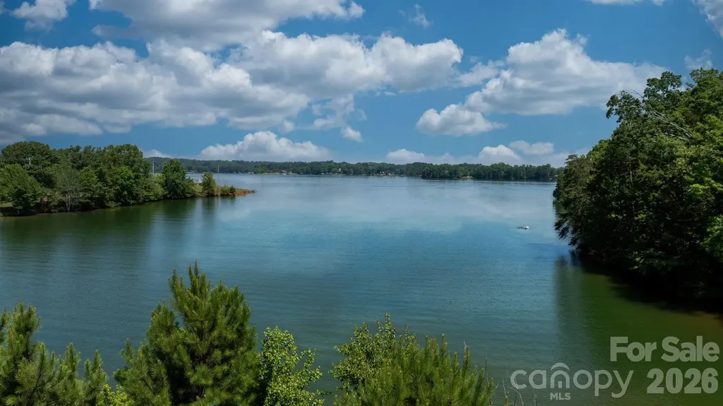 151 Harbourtown Drive Kings Mountain NC 28086