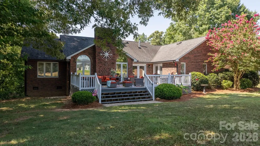 151 Harbourtown Drive Kings Mountain NC 28086