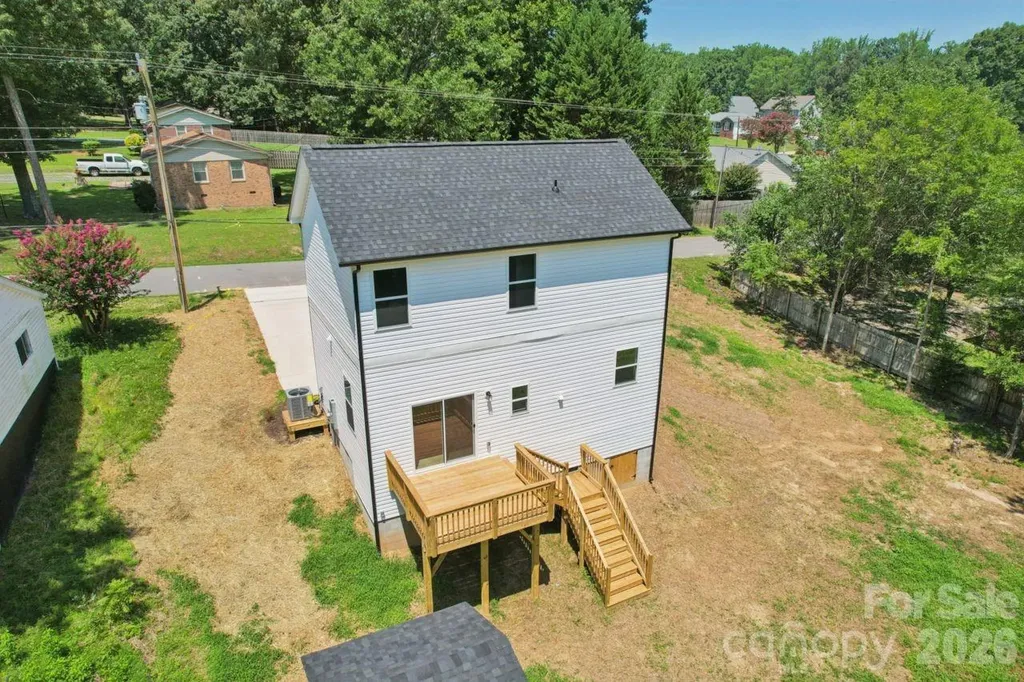 706 N 9th Street Bessemer City NC 28016