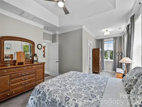 76 S Anvil Avenue Hendersonville NC 28792