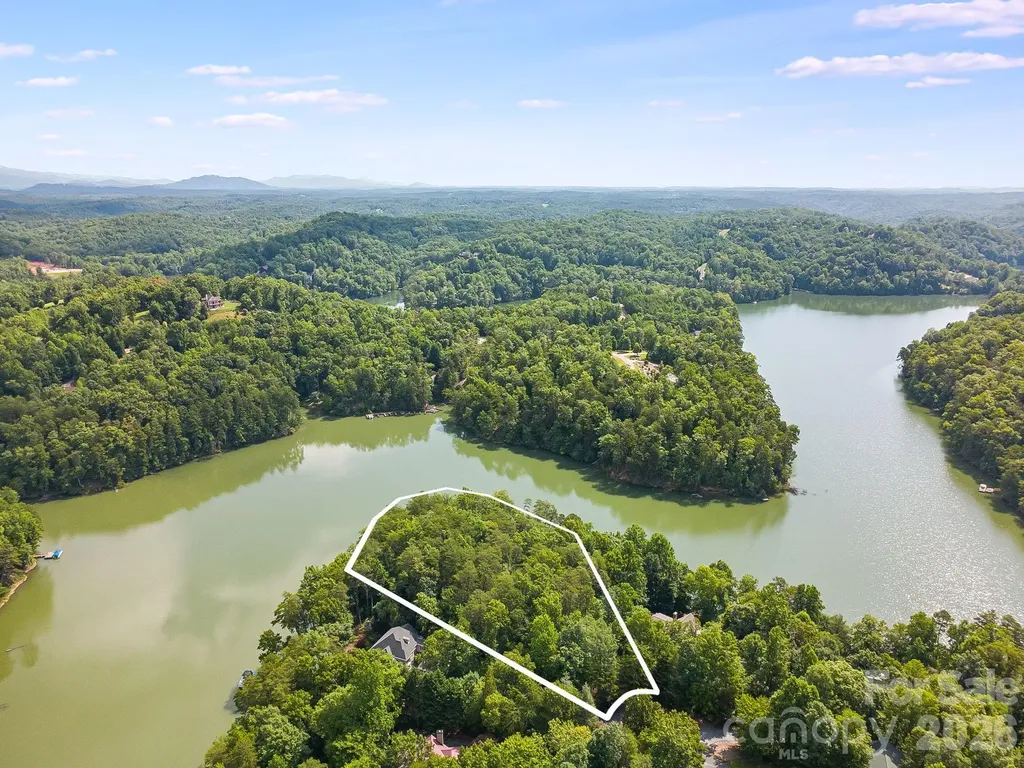 00 Canoe Drive Mill Spring NC 28756