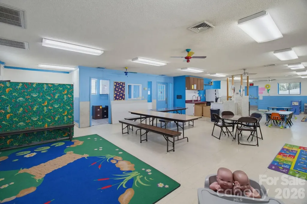 944 Fisher Ferry Street Thomasville NC 27360