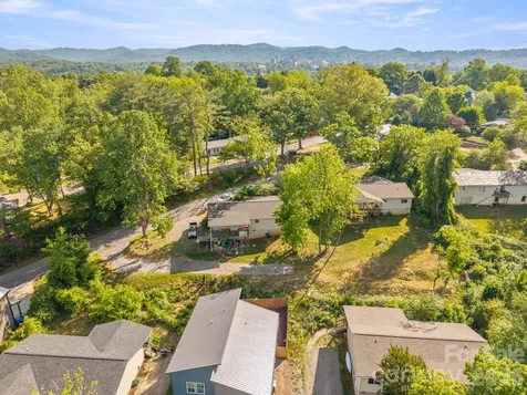 104 Millbrook Road Asheville NC 28806