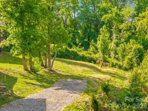 104 Millbrook Road Asheville NC 28806
