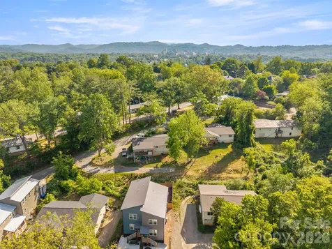104 Millbrook Road Asheville NC 28806