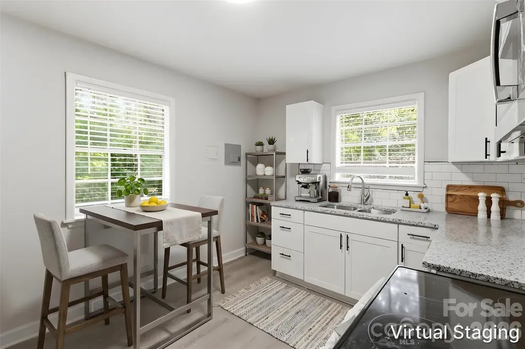 2121 Longleaf Drive Charlotte NC 28210