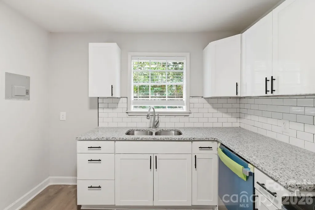2121 Longleaf Drive Charlotte NC 28210