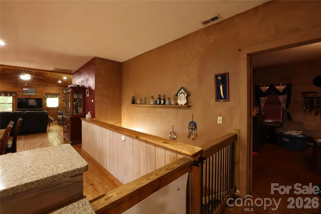 10096 Nc 226 S Nebo NC 28761