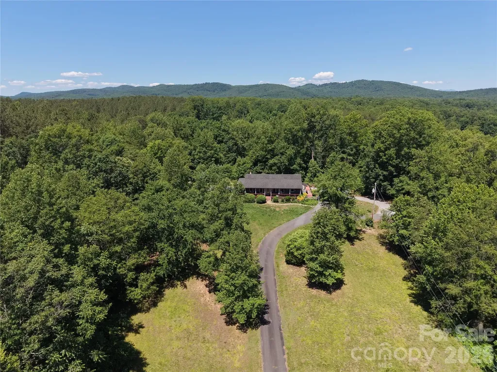 10096 Nc 226 S Nebo NC 28761