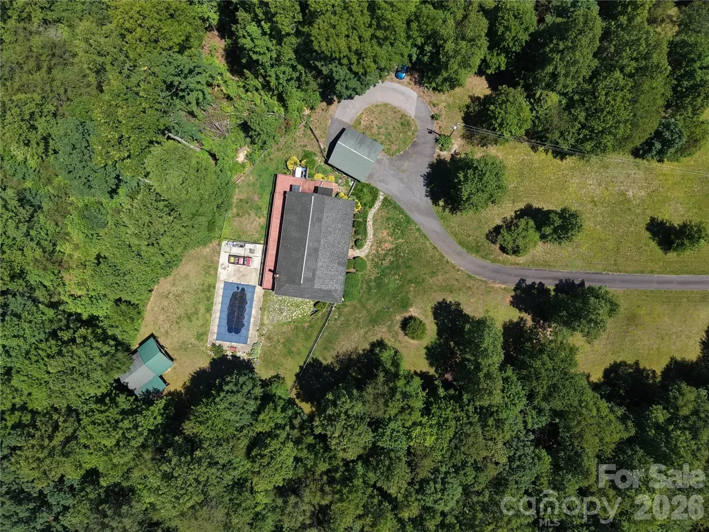 10096 Nc 226 S Nebo NC 28761