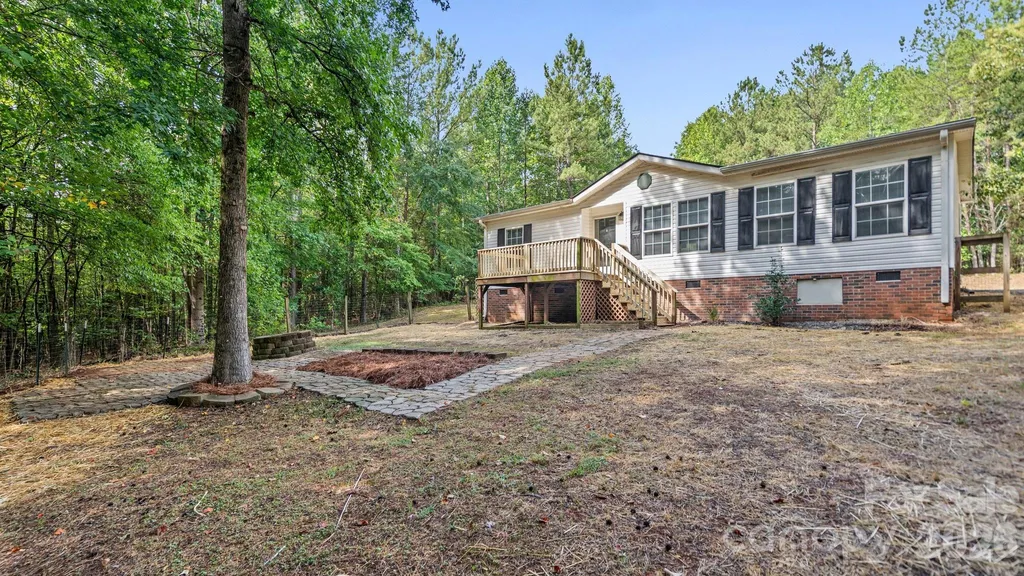 442 Lambs Way Iron Station NC 28080
