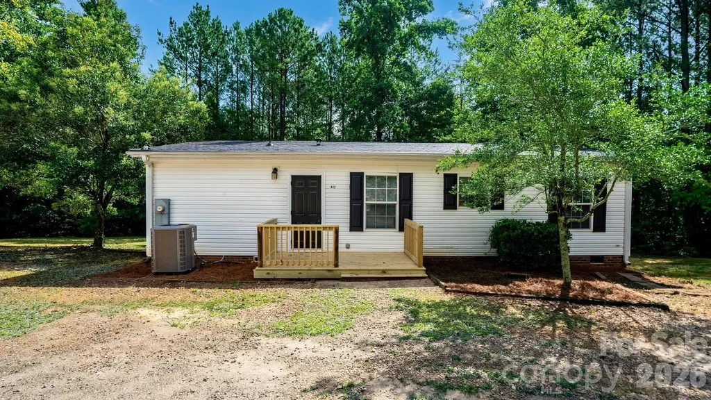 442 Lambs Way Iron Station NC 28080