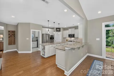5033 Dockside Court Weddington NC 28104
