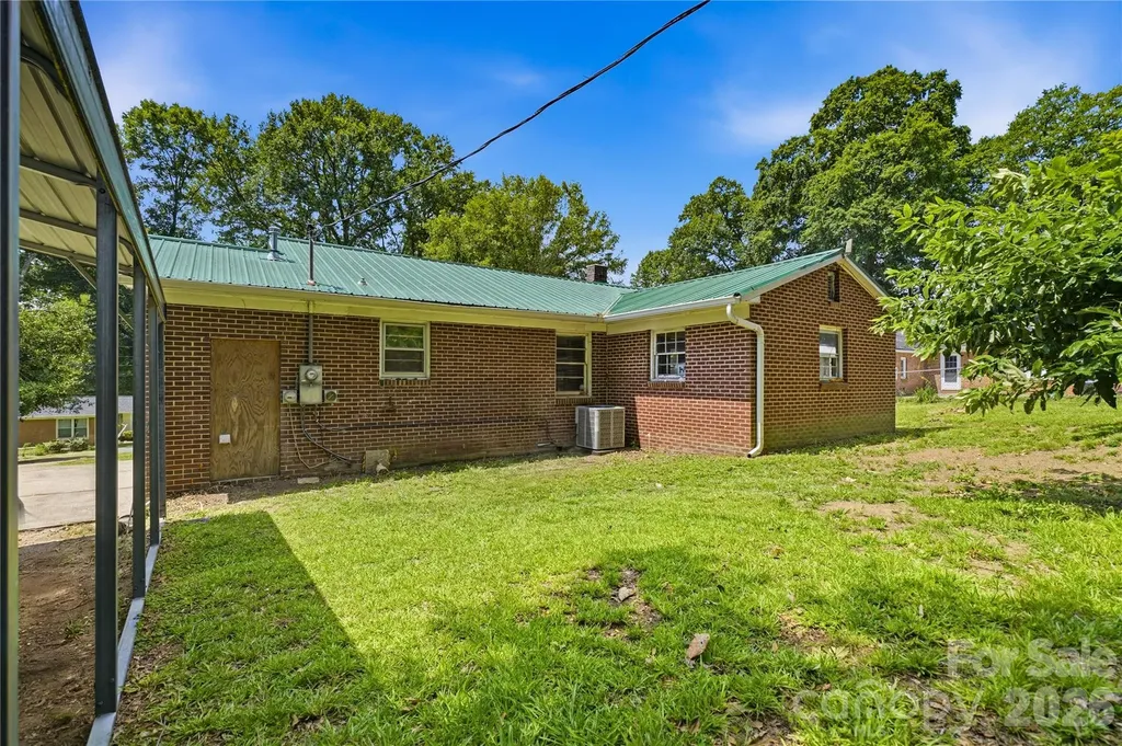 307 Dutchman Avenue Mount Holly NC 28120