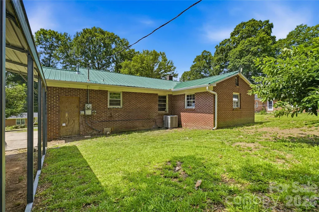 307 Dutchman Avenue Mount Holly NC 28120