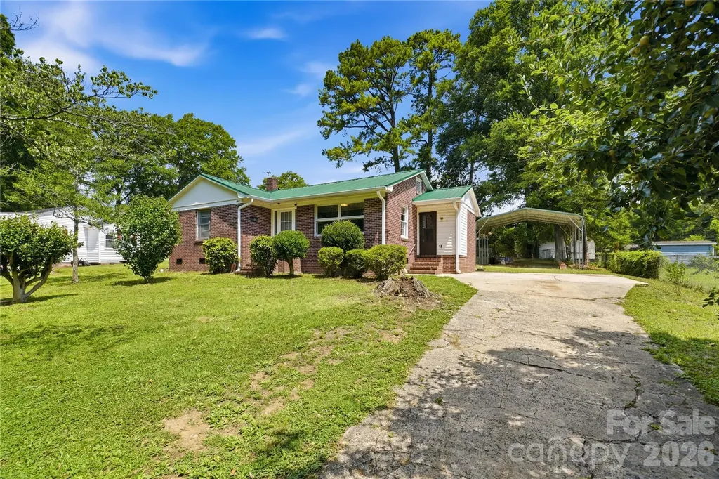307 Dutchman Avenue Mount Holly NC 28120