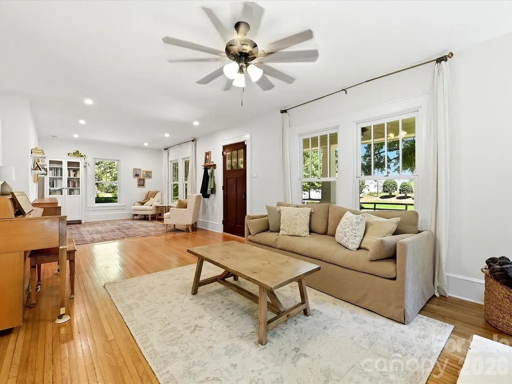 3514 Kelly Road Charlotte NC 28216