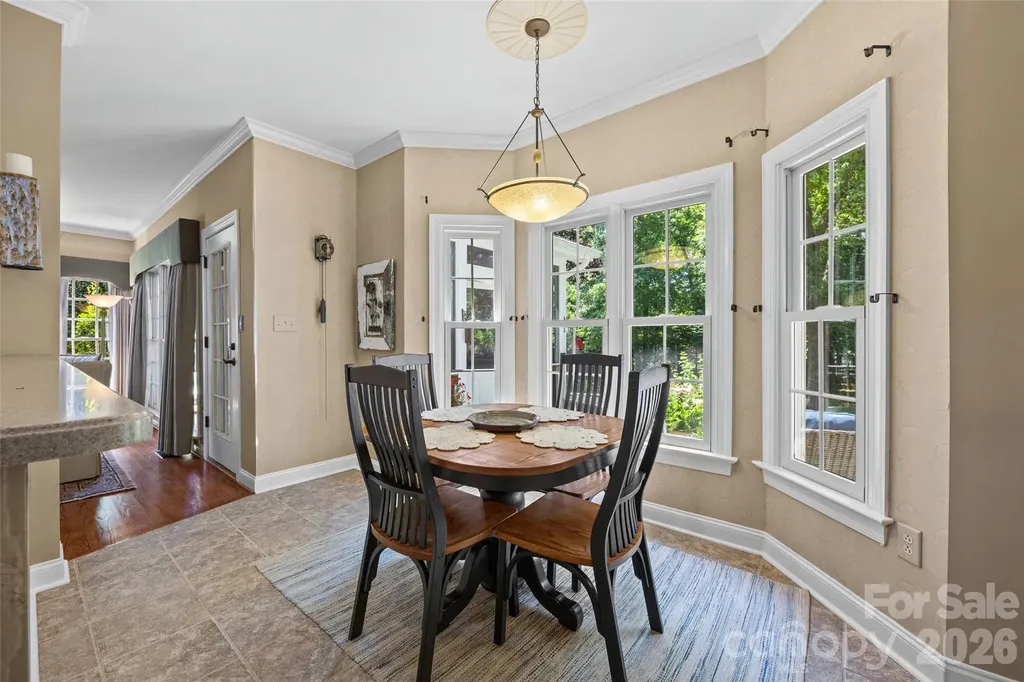 5301 Ravenglass Court Waxhaw NC 28173