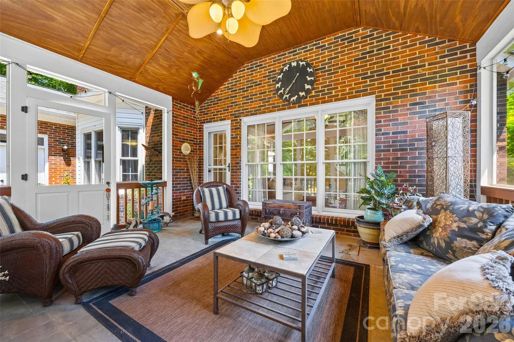5301 Ravenglass Court Waxhaw NC 28173
