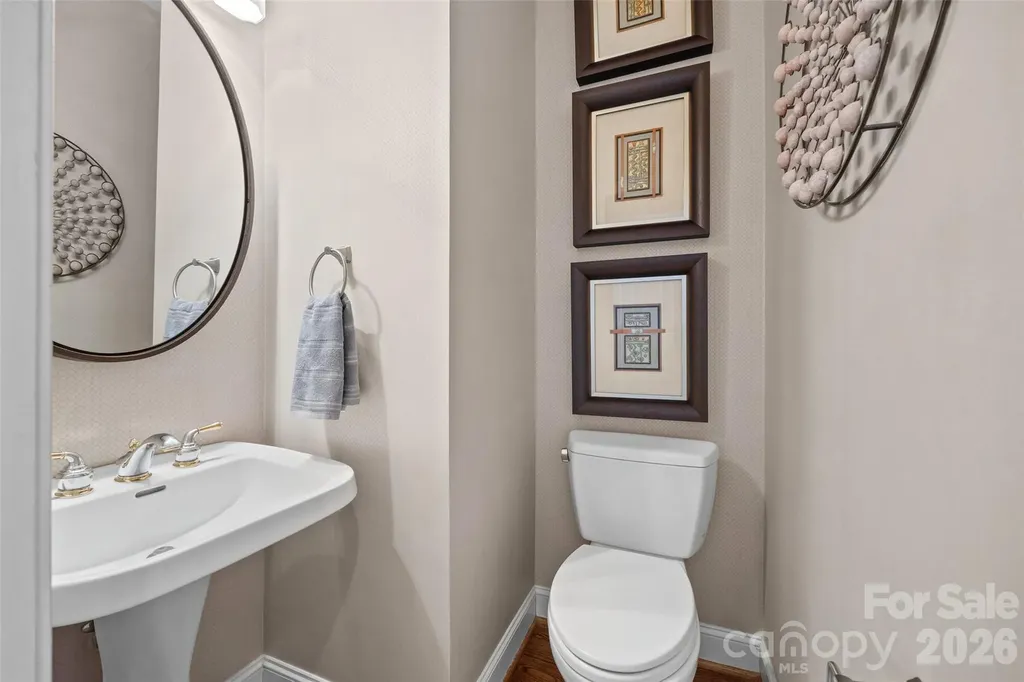 5301 Ravenglass Court Waxhaw NC 28173