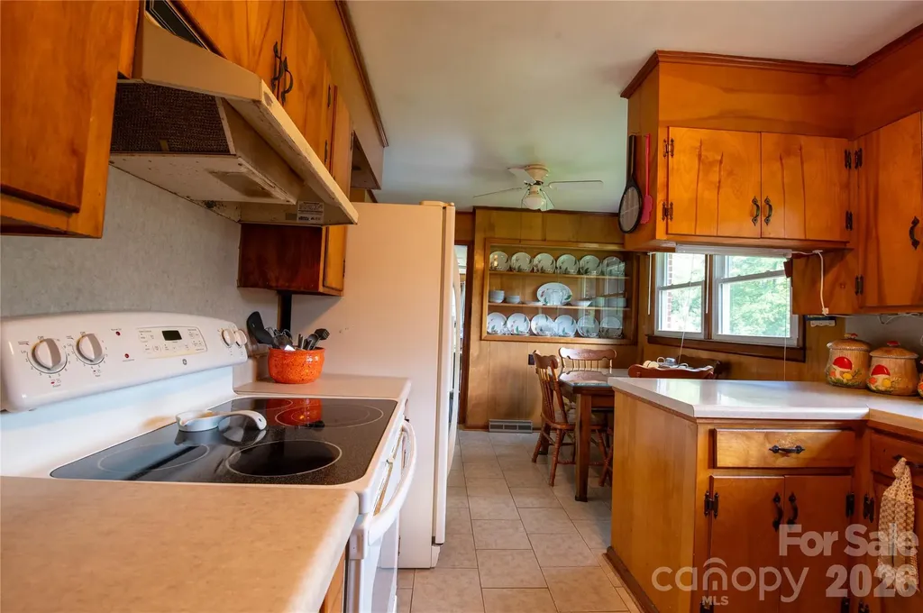 40 Double Island Road Burnsville NC 28714