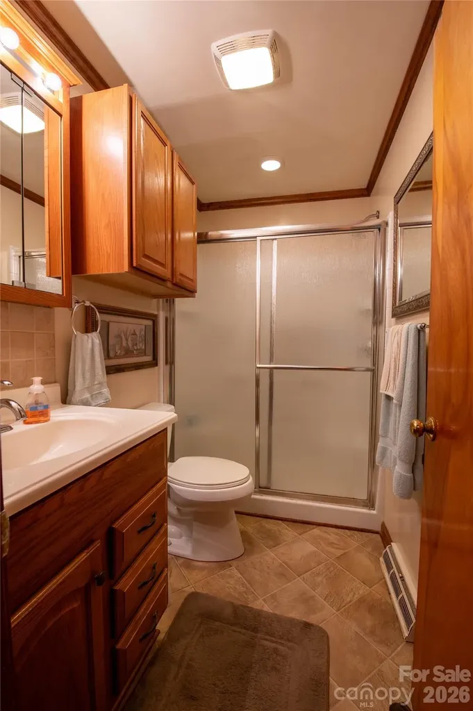 40 Double Island Road Burnsville NC 28714