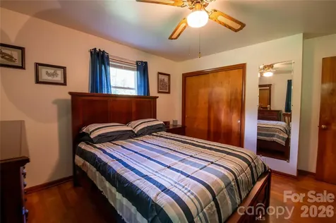 40 Double Island Road Burnsville NC 28714