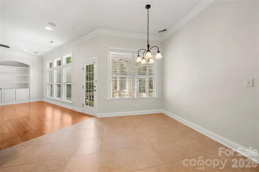 11316 Warfield Avenue Huntersville NC 28078
