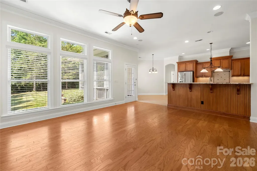 11316 Warfield Avenue Huntersville NC 28078