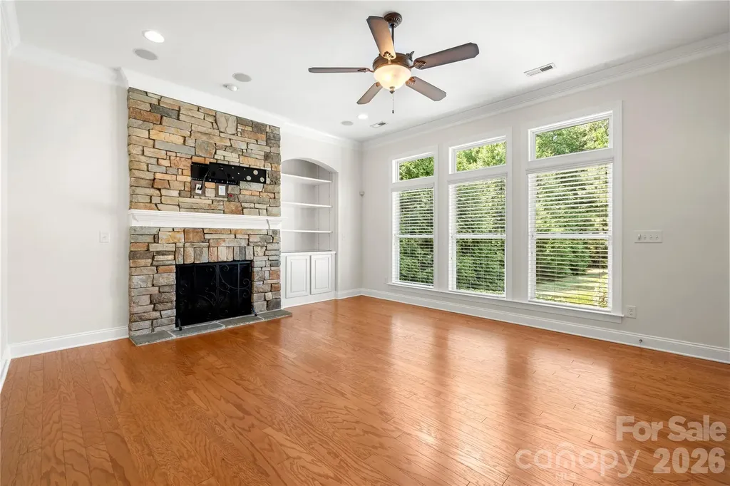 11316 Warfield Avenue Huntersville NC 28078