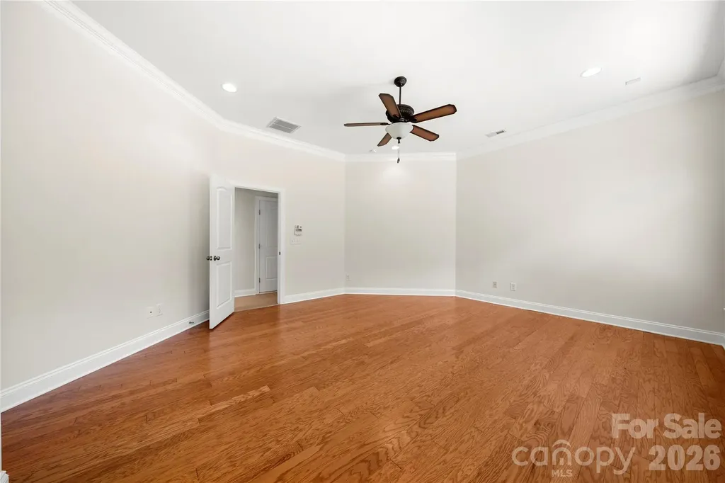 11316 Warfield Avenue Huntersville NC 28078