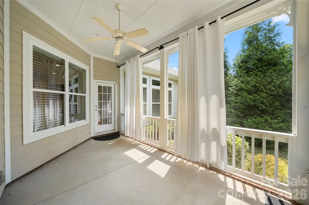 11316 Warfield Avenue Huntersville NC 28078